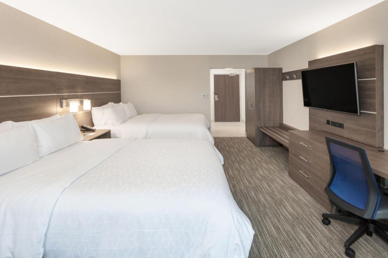 Holiday Inn Express Hotel & Suites Ottawa Airport By Ihg Exterior foto